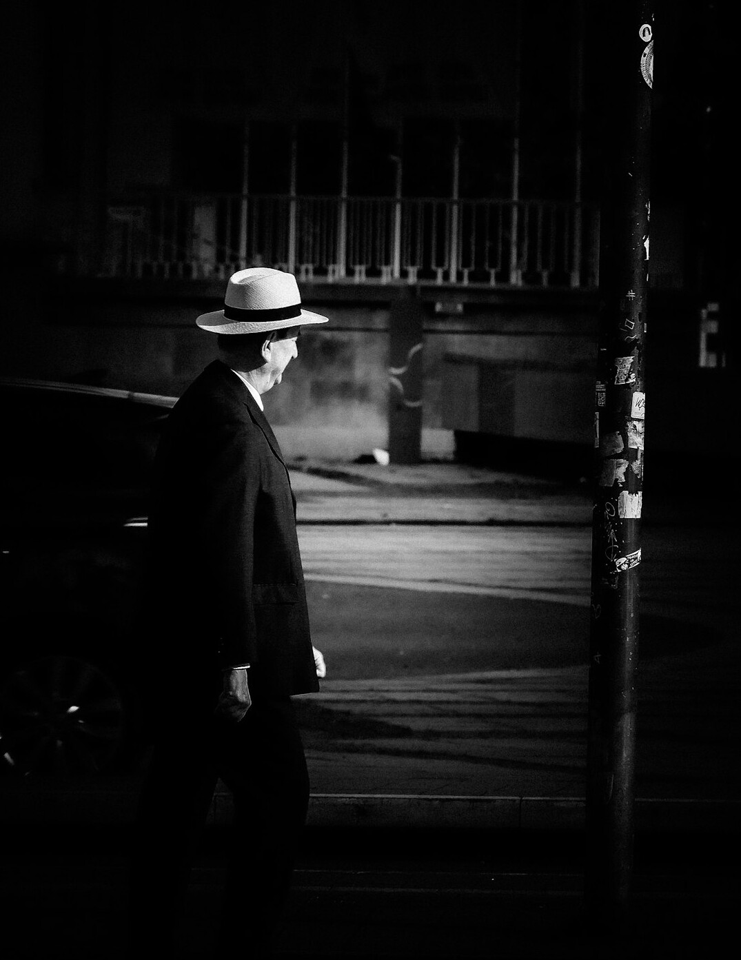 detective in disguise